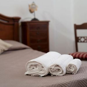 Camera con letto king size